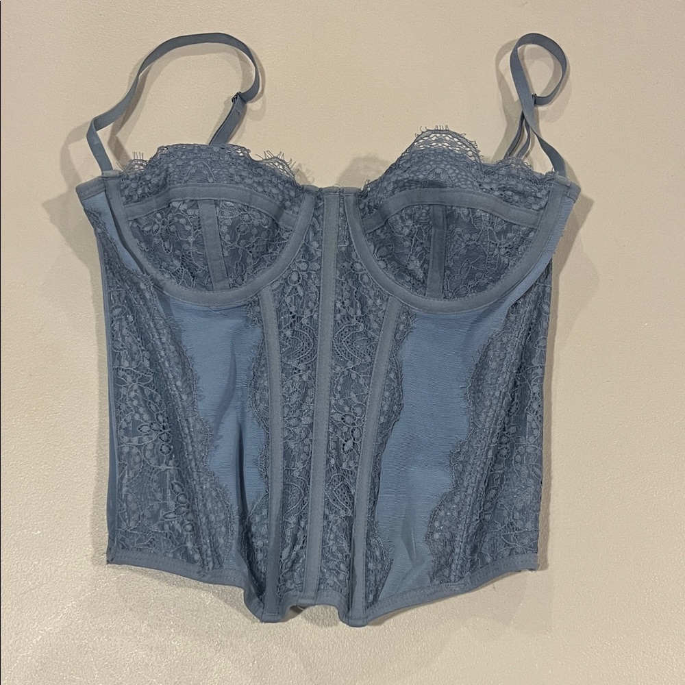 Elegant Lace Bustier in Blue